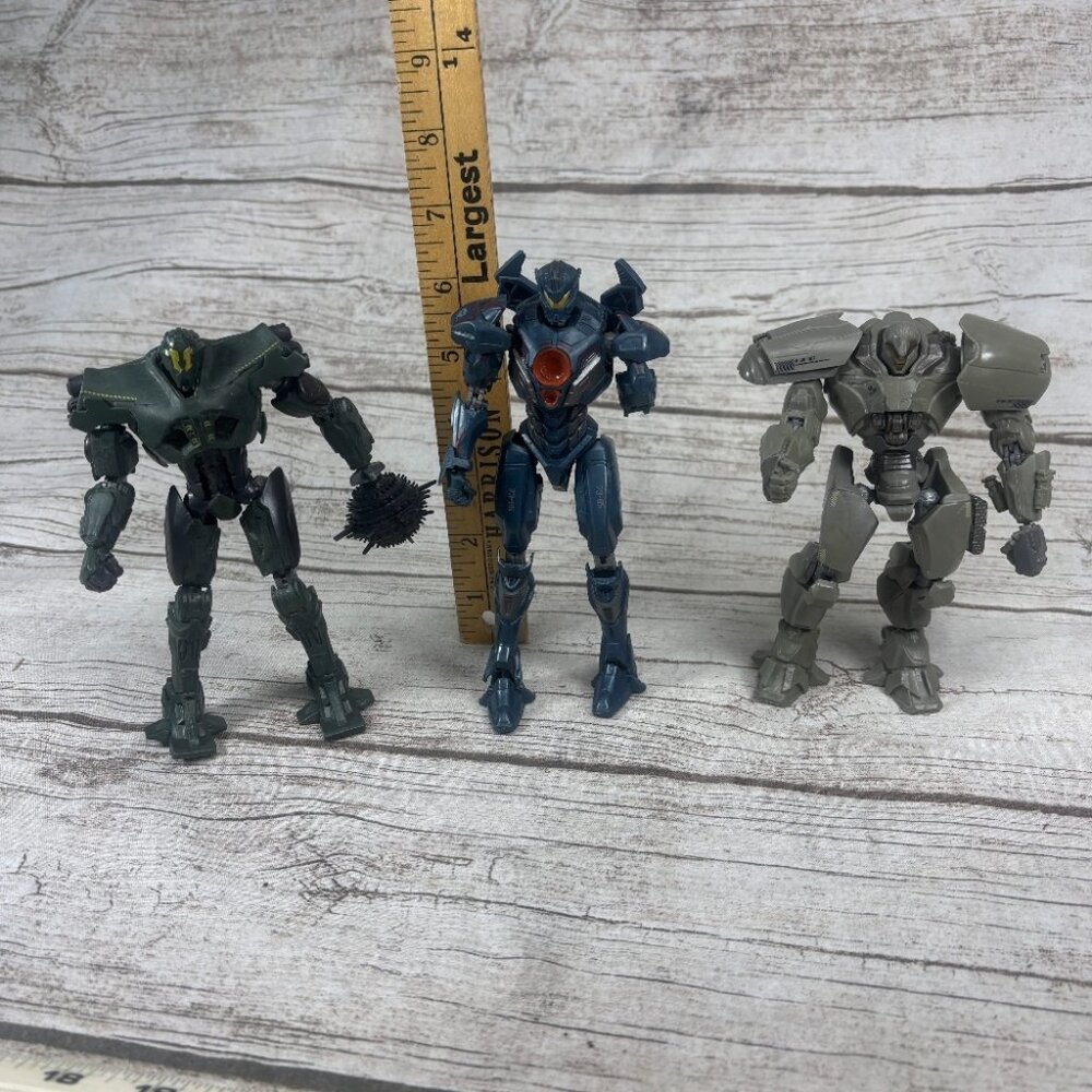 Lot Of 3 Pacific Rim Uprising Action Figures